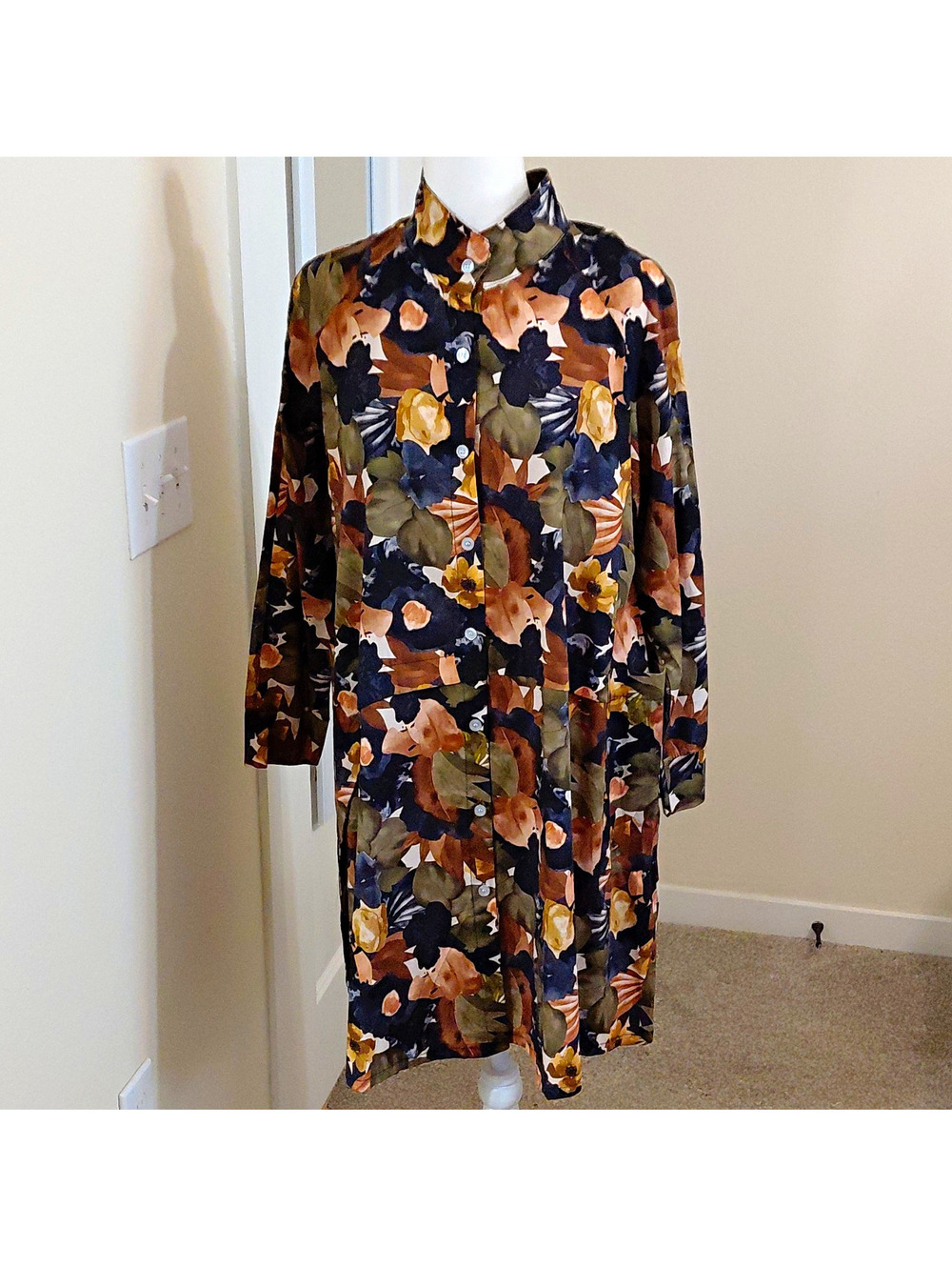 NWT Made in Italy Floral Shirt Dress SZ M Collared Long Sleeve Pockets #1047